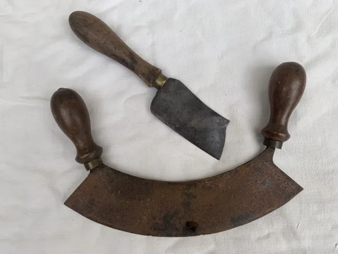 2 Anciens hachoir à mains Outils De Cuisine