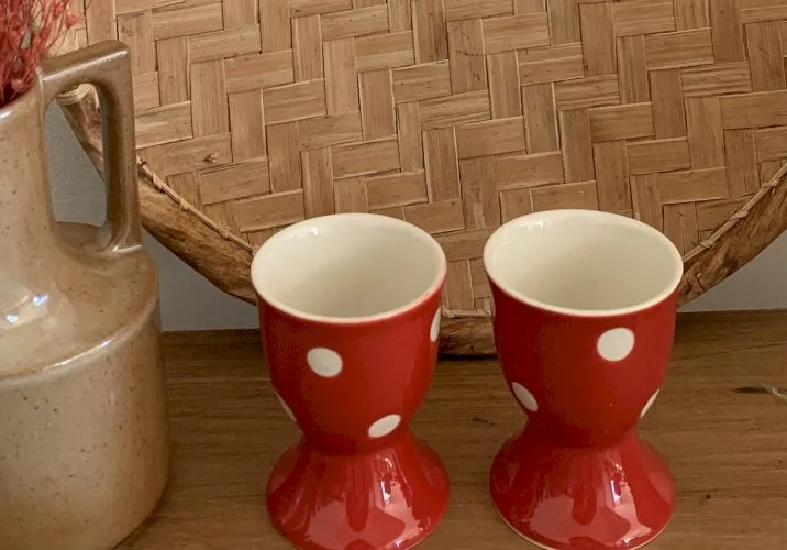 2 coquetiers à pois