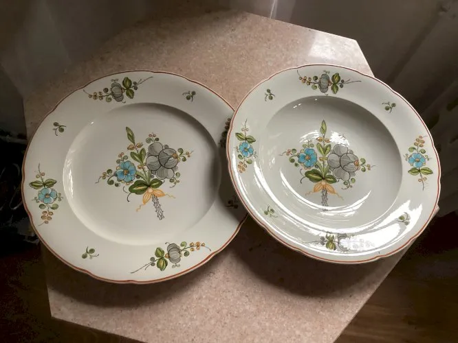 2 plats de service Villeroy et Boch modèle Louisiana