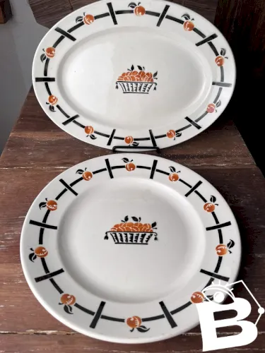 2 plats en faïence Badonviller modèle Abricot