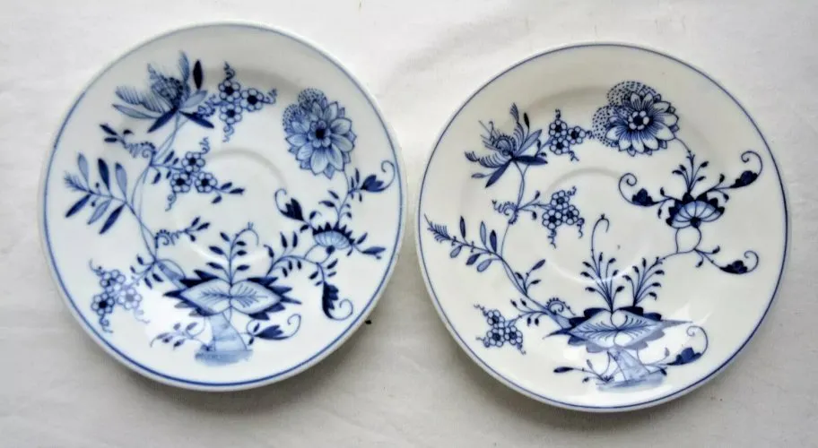 2 soucoupes pour tasses à café, Sarreguemines?