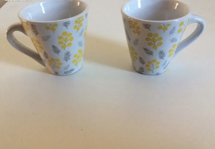 2 tasses à café Geneviève Lethu