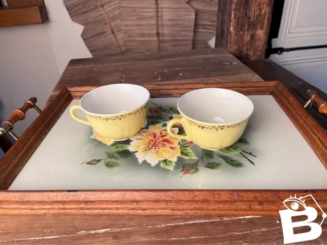 2 tasses à thé en faïence Badonviller