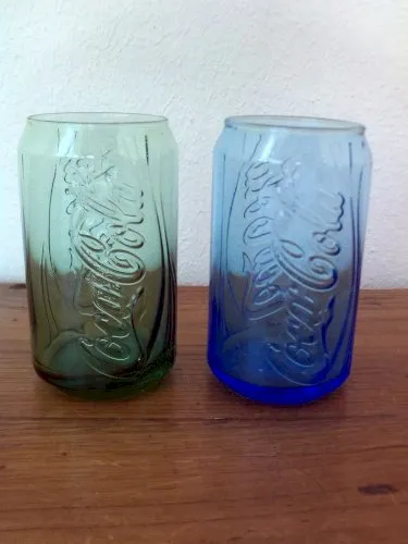 2 VERRES DE COLLECTION COCA COLA CANETTE BLEU/VERT Mac Do 5694