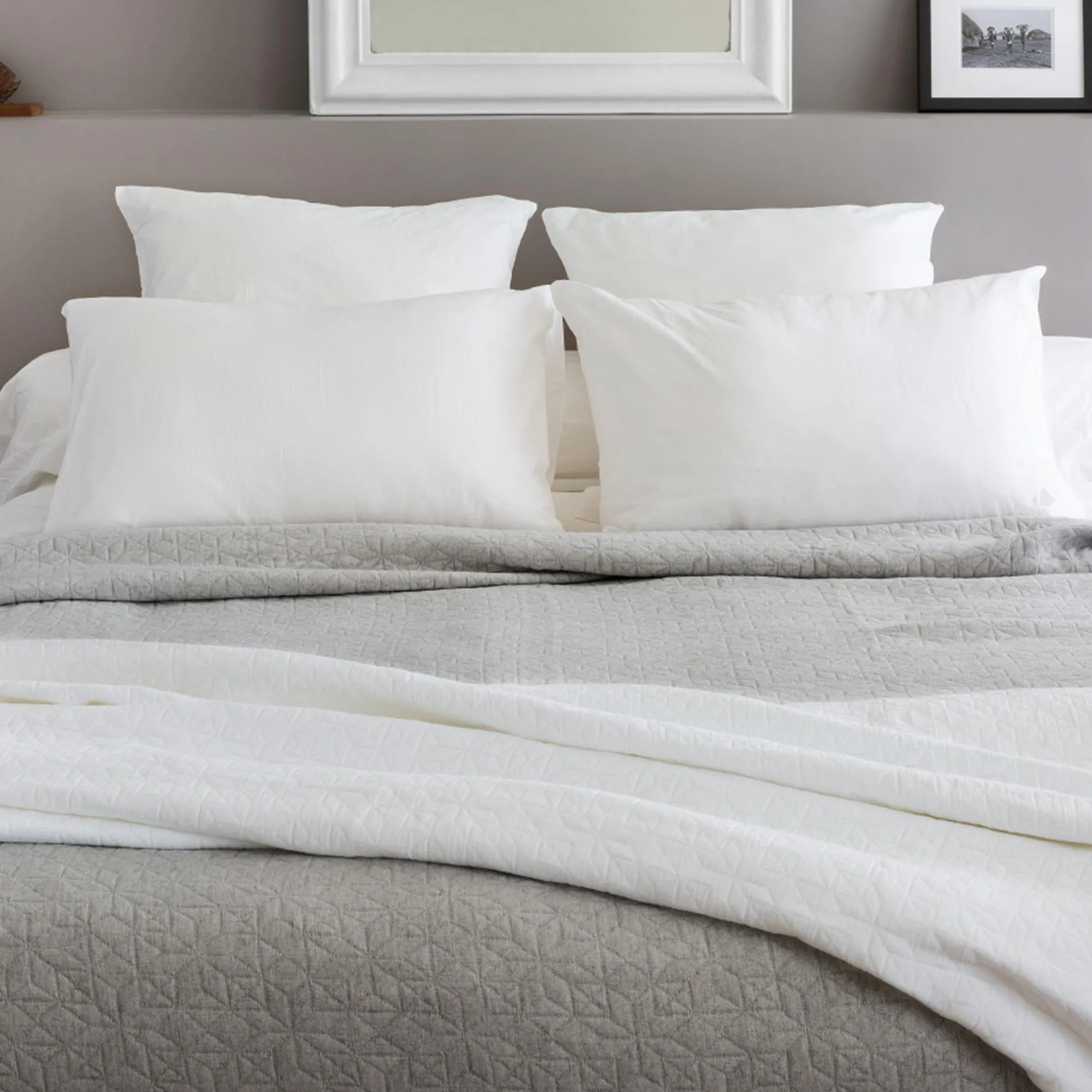 Dessus de lit Jacquard 180x250 cm GUETHARY coton et polyester blanc