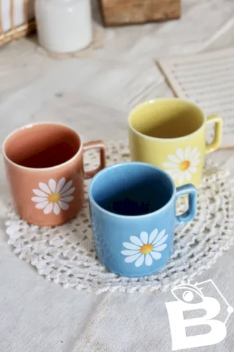3 tasses vintage céramique motif fleurs