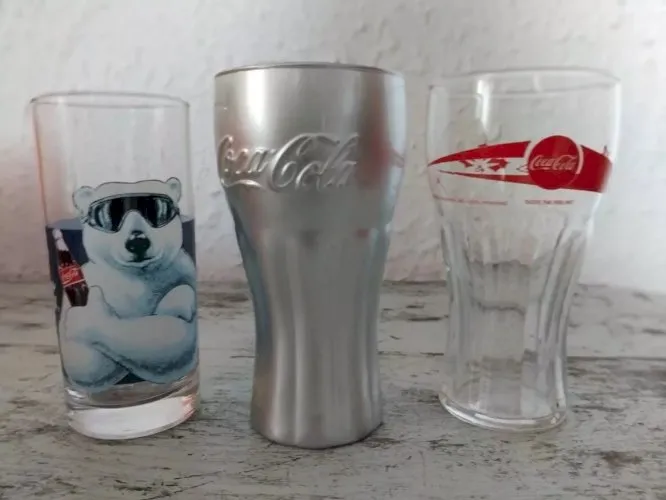 3 Verres collector coca cola  effet métal Argenté - ours - noël 3194