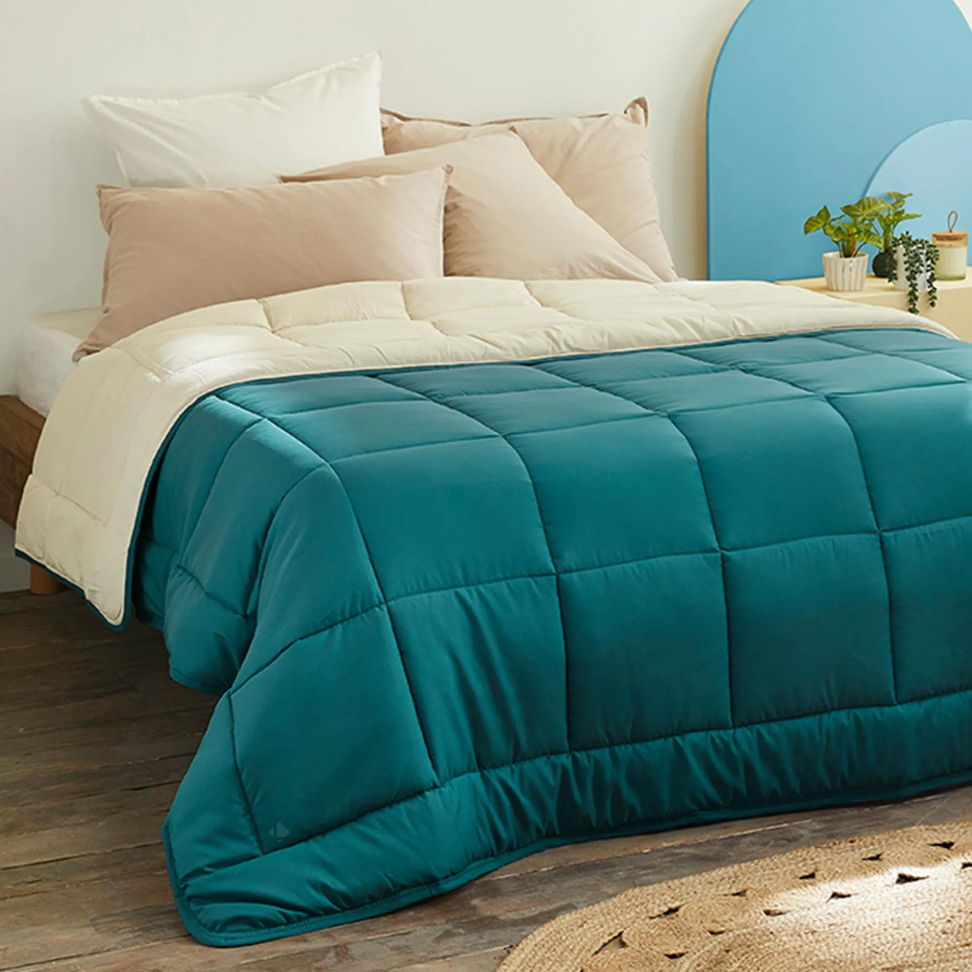 Couette hiver 260x240 cm COCOON BICOLORE Bleu paon/Galet garnissage fibre polyester 400 g/m2