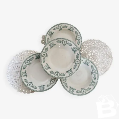 4 assiettes creuses terre de fer faïencerie de Givors modèle Wagram