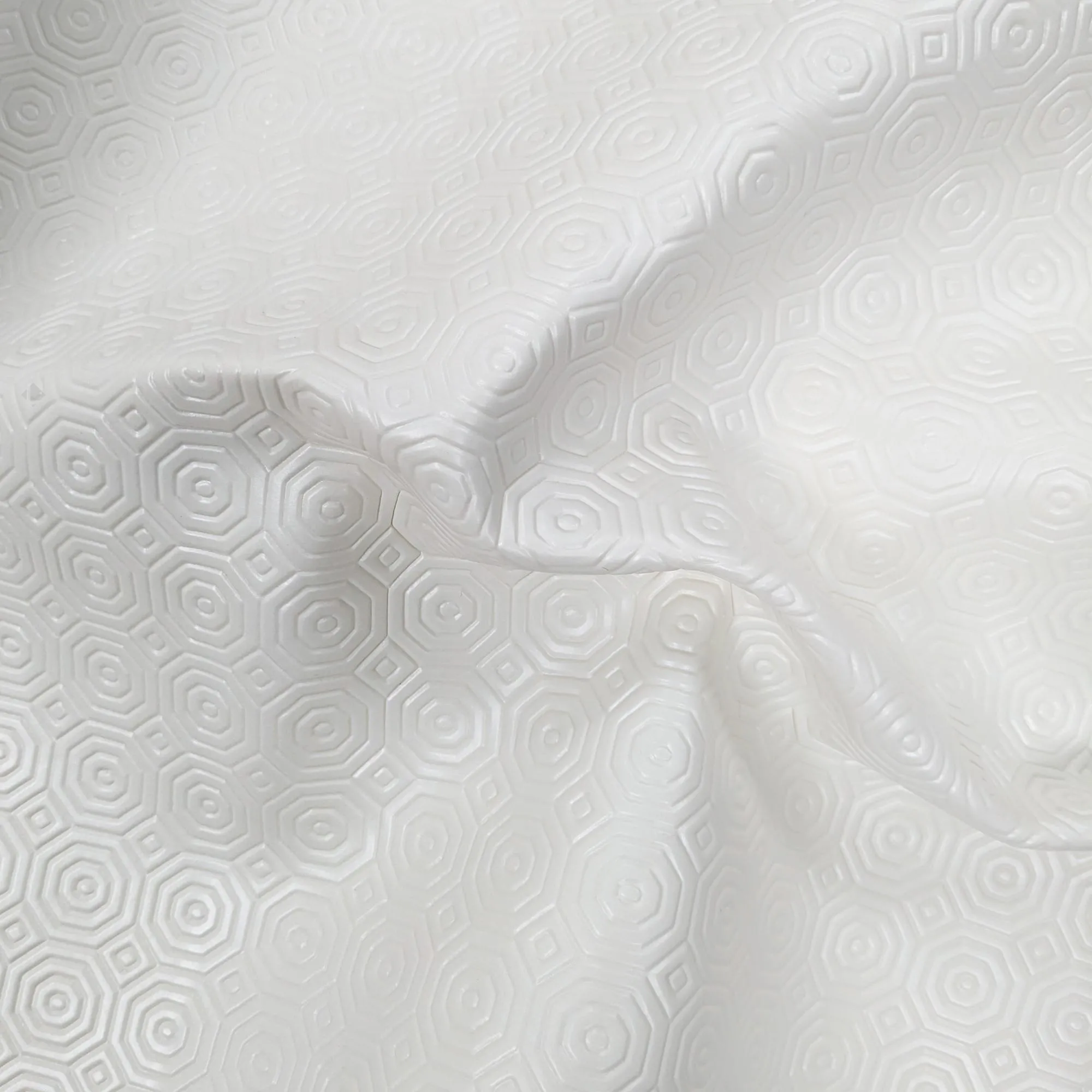 Protège table en rouleau laize 140 cm collection COOK en polyester et pvc blanc