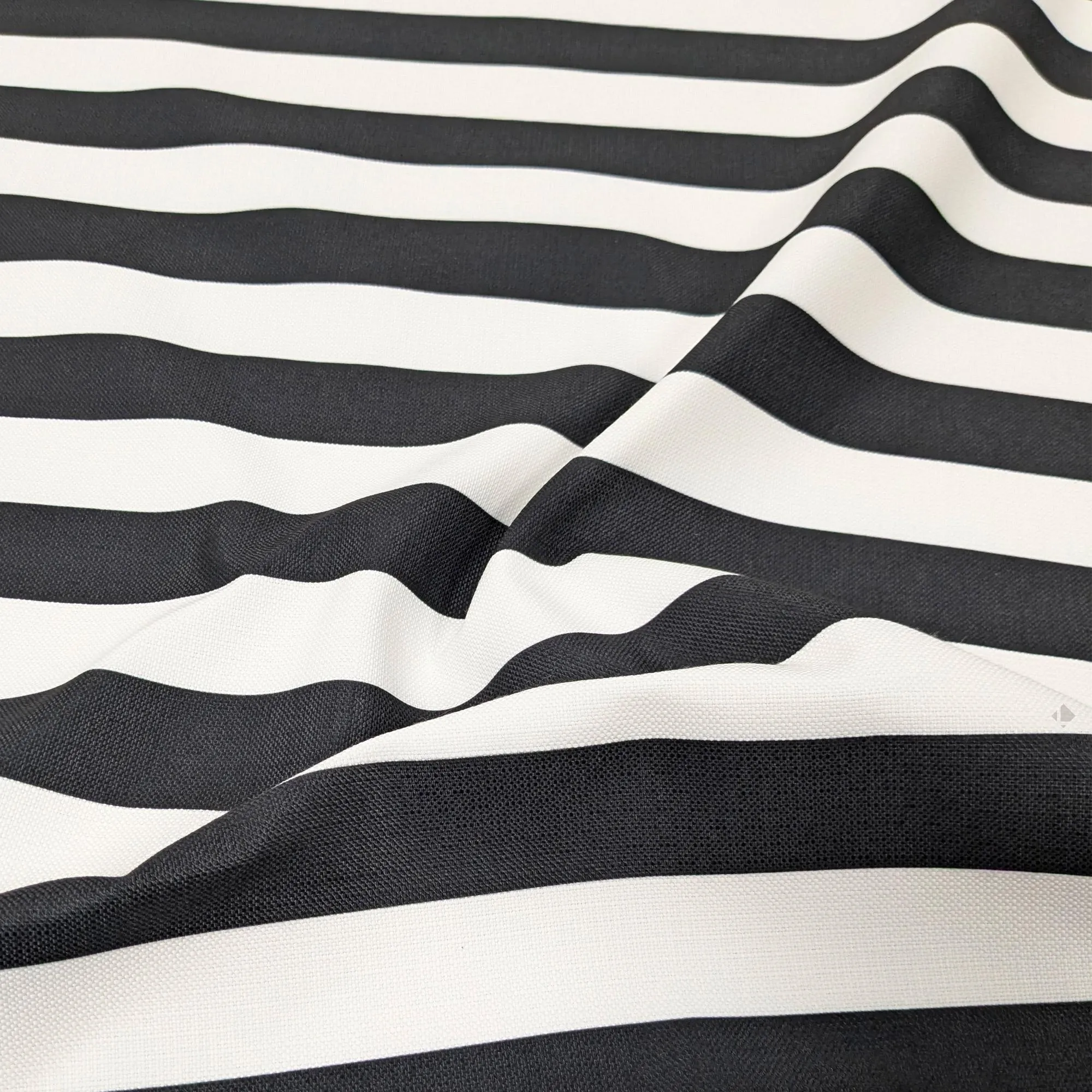 Tissu motif à rayures CANNES déperlant 100% PE noir