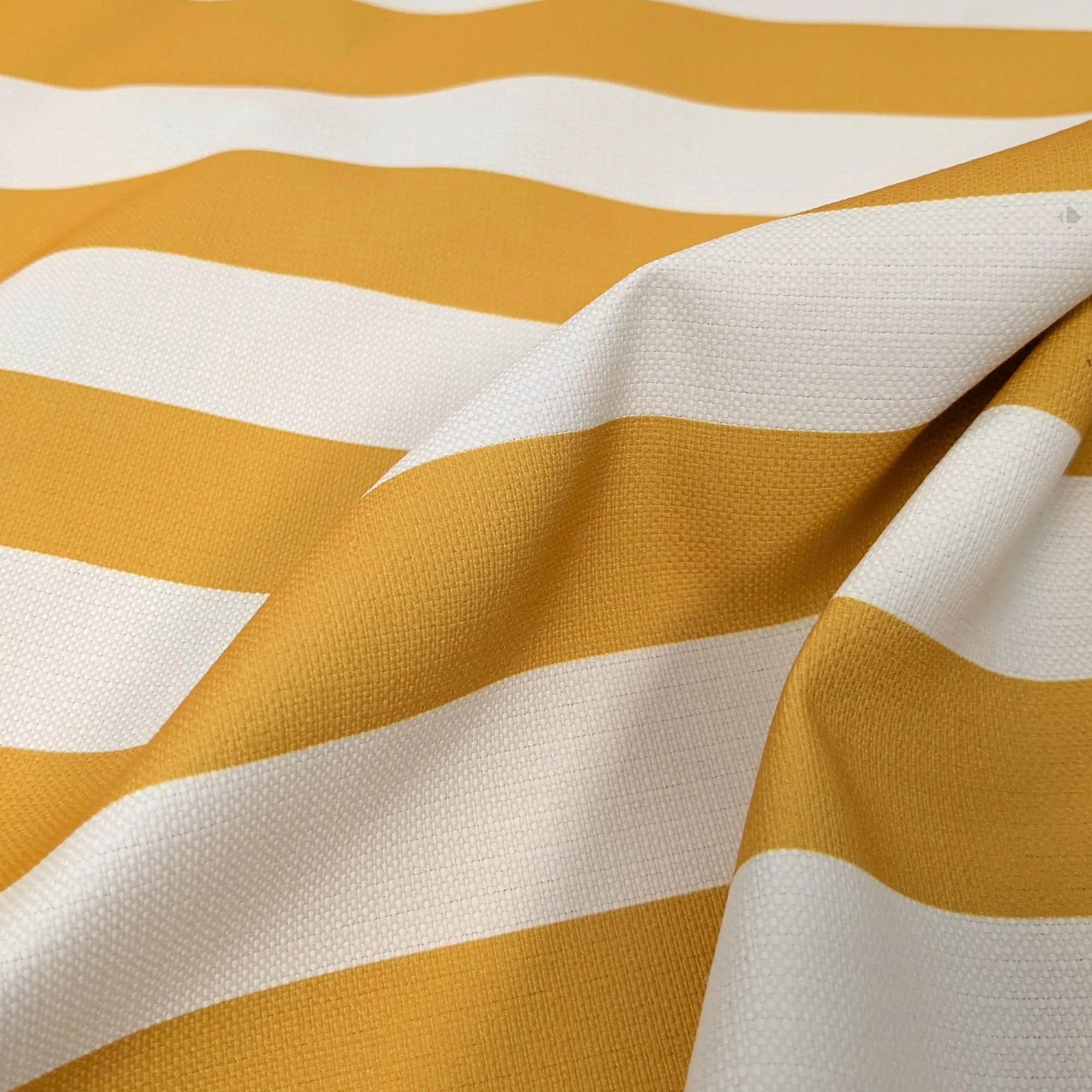 Tissu motif à rayures CANNES déperlant 100% PE jaune curcuma