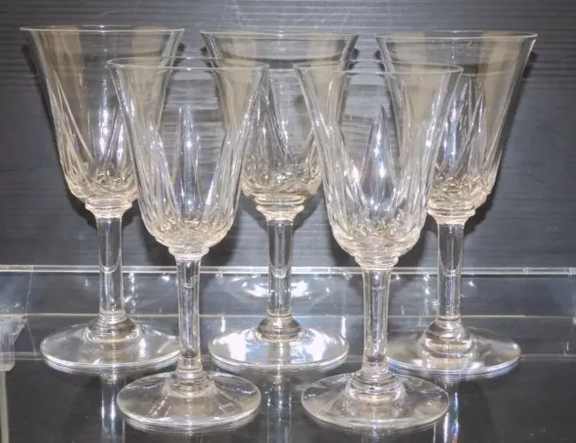 -5 FLUTES CRISTAL DAUM CIRCA 1960 COLLECTION VITRINE déco TABLE 2 Hauteurs  D