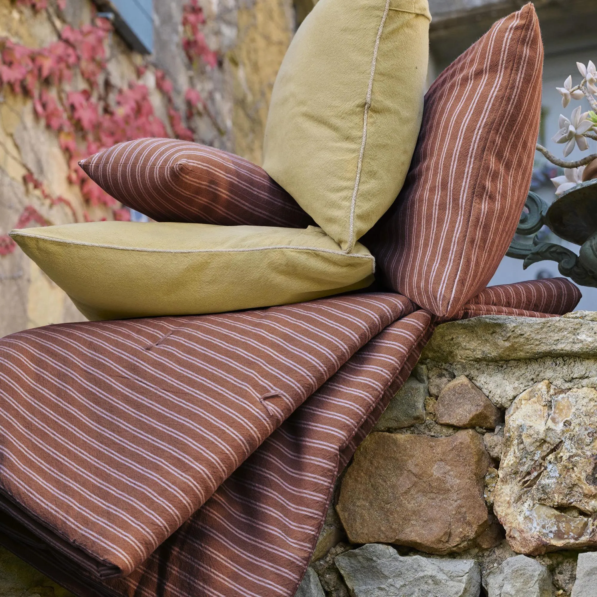 Chemin de lit coton lavé 80x200 cm LILI DÉCO marron terre cuite