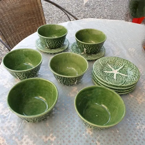 6 bols et leurs petites assiettes CHOUX