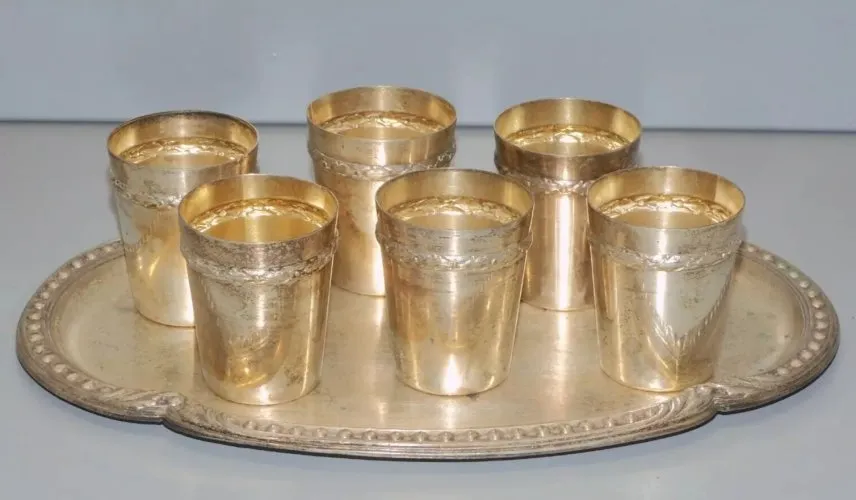 -6 GOBELETS & PLATEAU en Métal Argenté LIQUEUR VITRINE déco collection  D