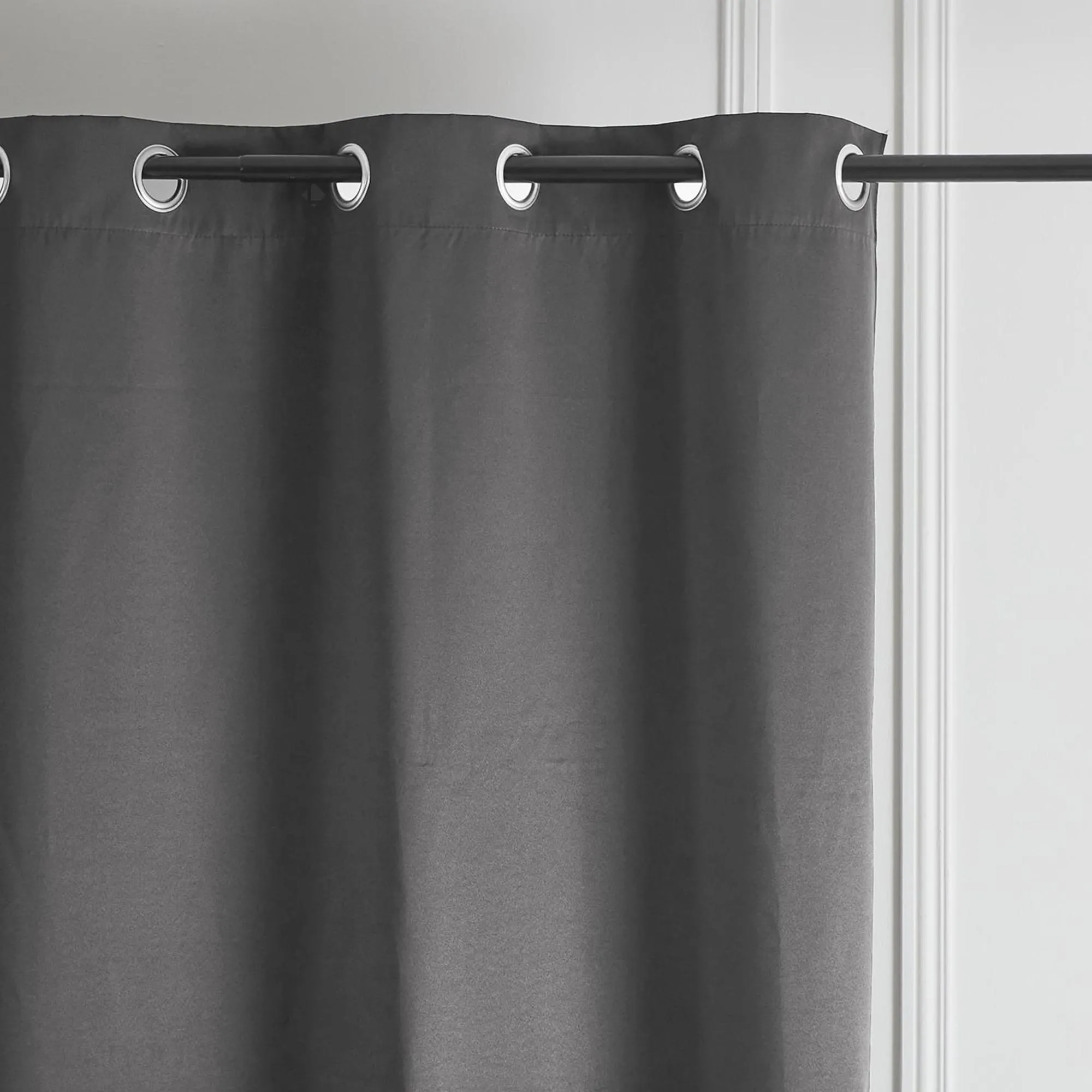 Rideau thermique isolant 135x240 cm collection SMOOTH couleur gris