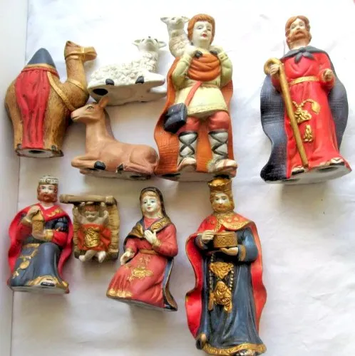 ¨9 santons de crèche en céramique peinte, Jésus, Marie, Joseph, berger, animaux