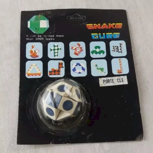 Ancien jeu, Snake Cube, porte clé, neuf, vintage