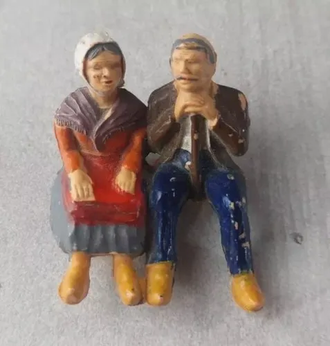 Anciens soldats / figurines en plastique, assis, Starlux