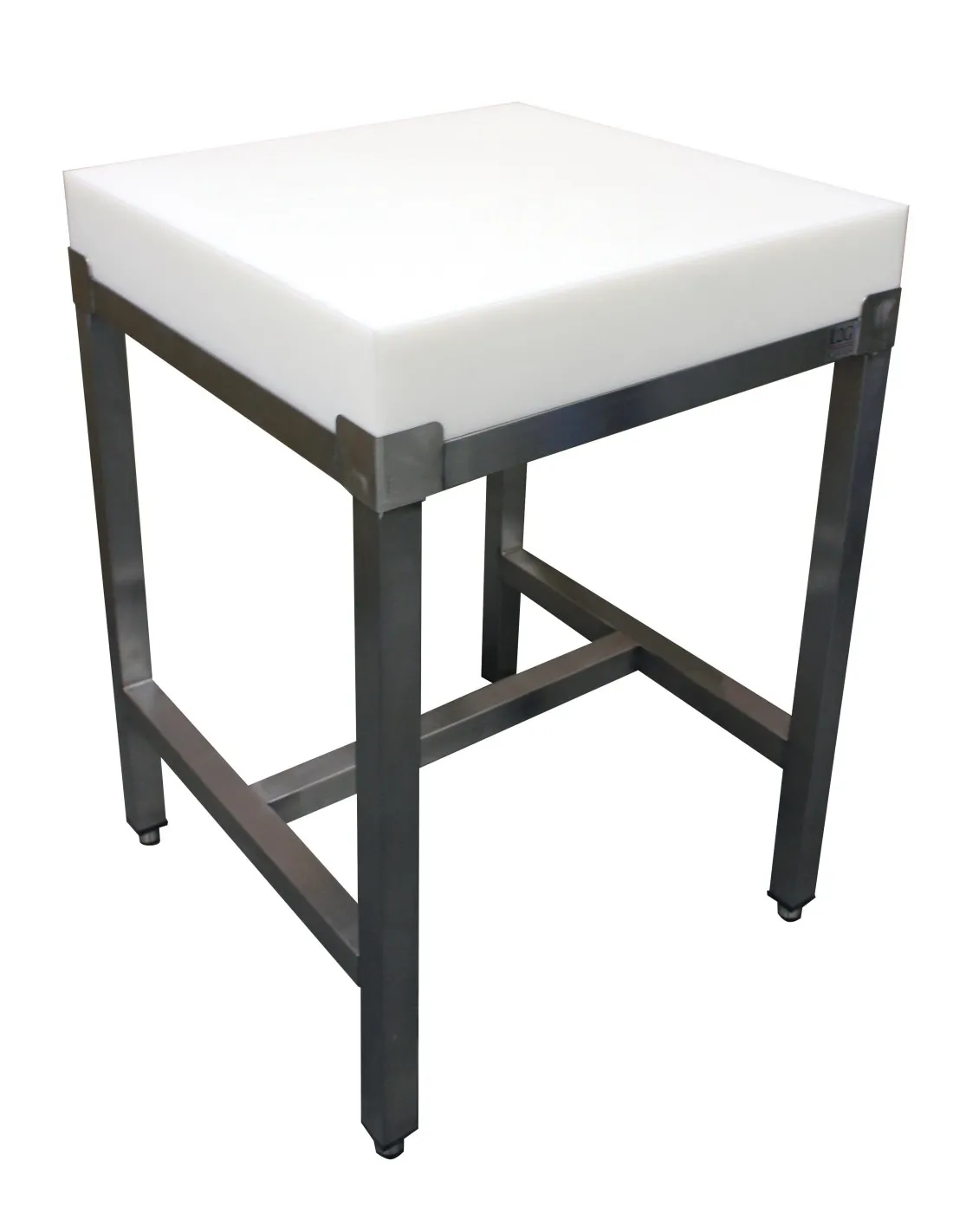 BILLOT POLY 600X600X150 MM SUR PIETEMENT INOX L (en mm) : 600 - L (en mm) : 600 H (en mm) : 850