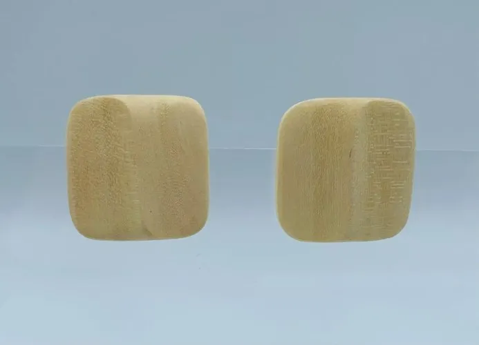 ?BOUCLES D OREILLES FANTAISIES CLIPS BOIS CARRE ONDULE 7 GRAMMES 70 W1226