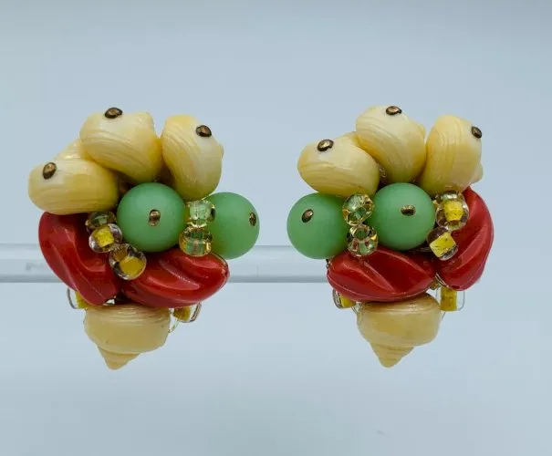 ?BOUCLES D OREILLES FANTAISIES CLIPS VINTAGE COQUILLAGE RESINE 18 GRAMMES W1254