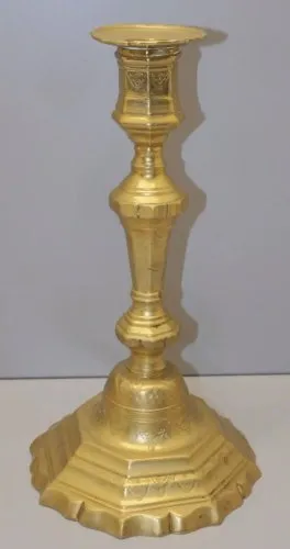 -BOUGEOIR FLAMBEAU Style LOUIS XIV en BRONZE décor Ciselé XVIIIe BOUGIE   D