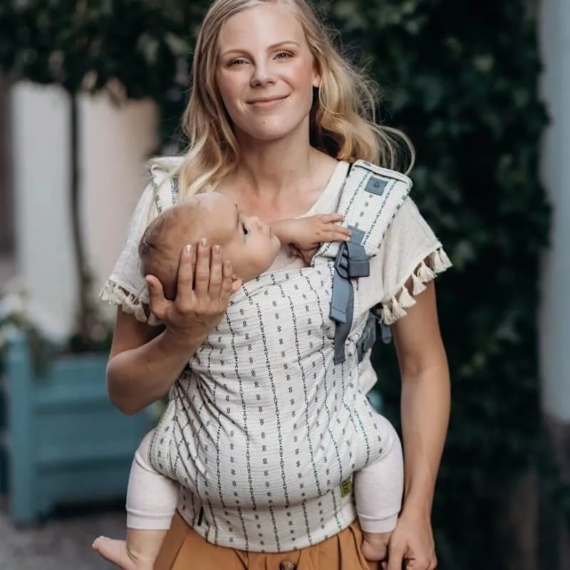 yucca evolutionary baby carrier boba x