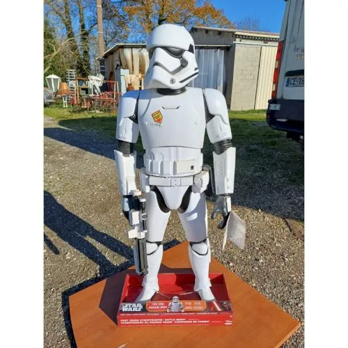 Figurine Grand Format de Soldat Sormtrooper du premier Ordre : 122 cm