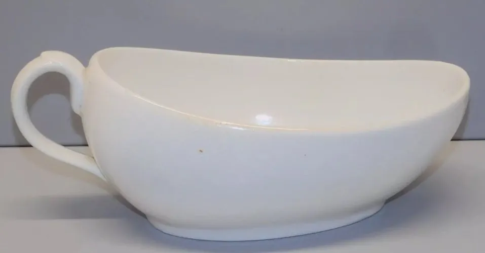 -GRAND BOURDALOUE CERAMIQUE BLANCHE XIXe POT de CHAMBRE FEMININ ovale à MAIN D