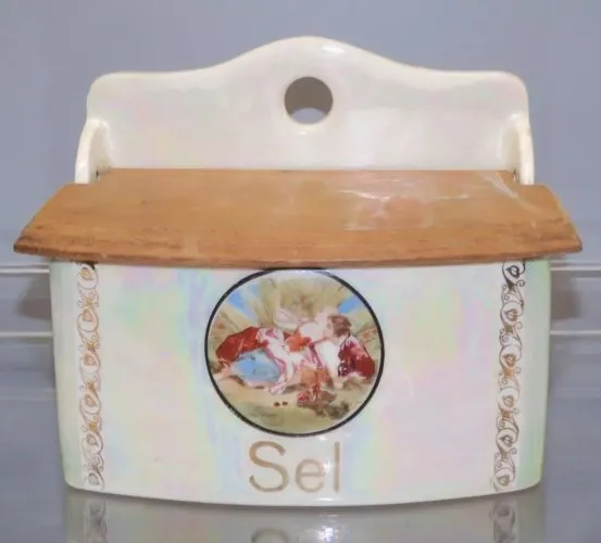 -JOLIE BOITE A SEL MURALE CERAMIQUE NACREE Made in TCHECOSLOVAQUIA déco  D