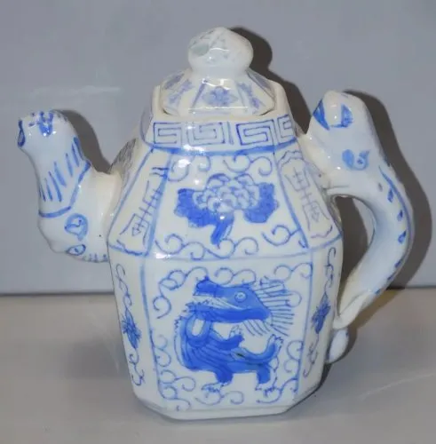 -JOLIE PETITE VERSEUSE PORCELAINE de CHINE Poignée CHIMERES ou DRAGON VITRINE D