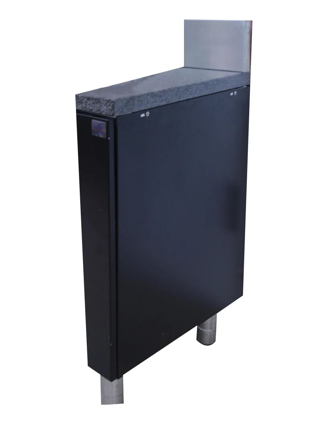 JOUE LATERALE DROITE POUR MEUBLE ARRIERE TRAD. P-800 P (en mm) : 800 - H (en mm) : 660