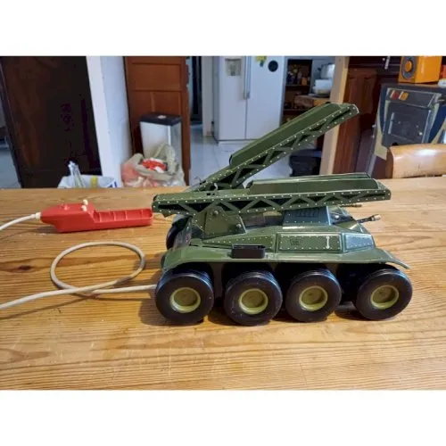 Jouet ancien en tole Joustra Engin Lance Missilles Militaria