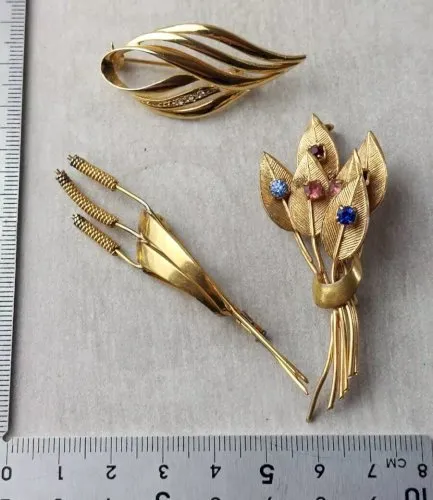 Lot de 3 broches, vintage, dont plaqué or