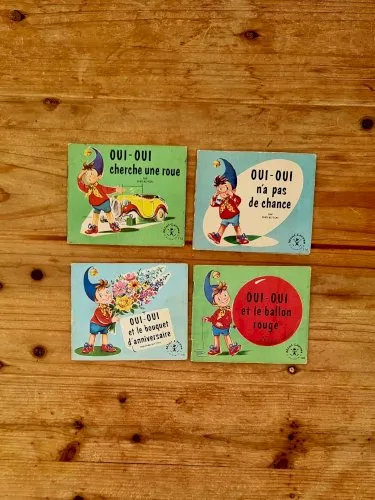 Lot de 4 minis livres Oui-Oui Hachette vintage