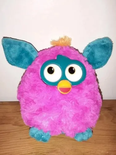 peluche furby famosa