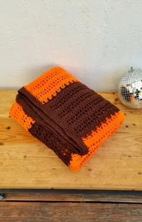 Plaid en crochet orange et marron 70's