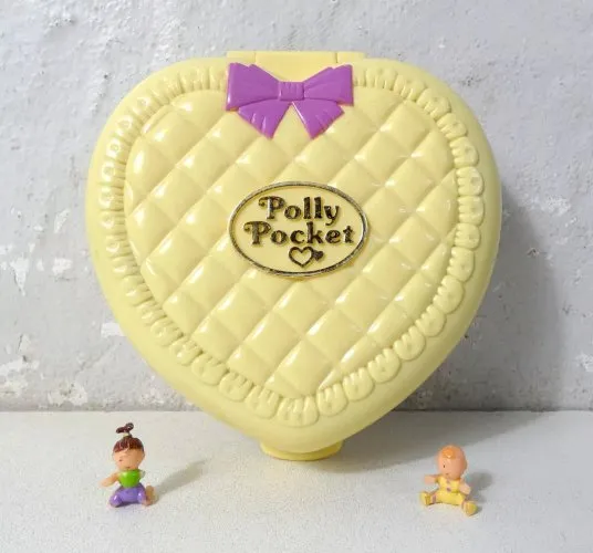 Polly Pocket Strollin' baby 1994 + personnages