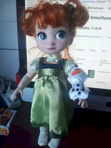 poupée disney 40 cm env