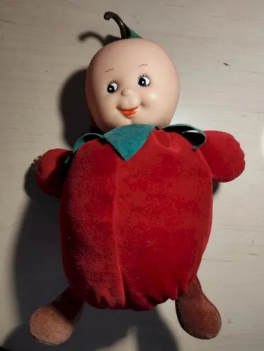 Poupée toufous petite fraise vintage Mundia