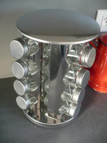 **présentoir pour pots a épices**