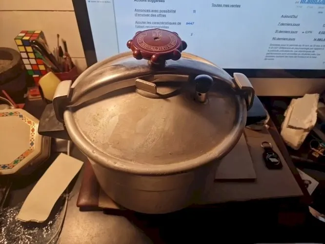 super COCOTTE MINUTE SEB 10 LITres