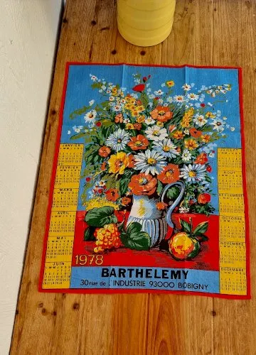 Torchon calendrier fleurs de 1978