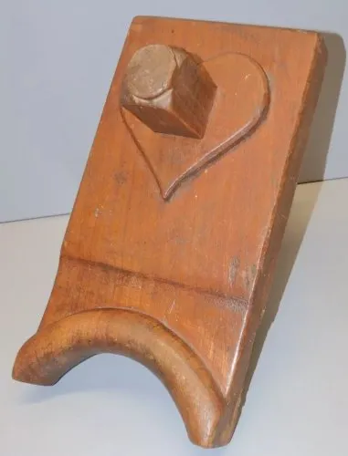 -TRUSQUIN JABLOIR ANCIEN 1 COEUR Sculpté au centre OUTIL TONNELIER Collection