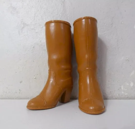 vêtement pour poupée Cathie de Bella bottes marron